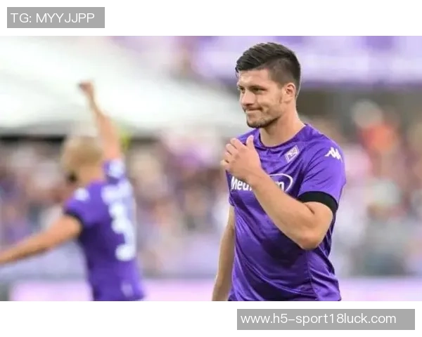 约维奇半场表现惨淡仅得4分4板1助1断展现真实实力 约维奇半场表现惨淡仅得4分4板1助1断展现真实实力