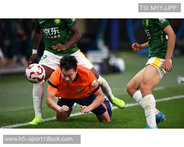 北京国安海口冬训首场队内教学赛圆满举行全队积极备战新赛季